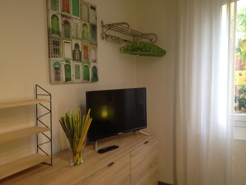 Decorialab Apartments Болоня Екстериор снимка